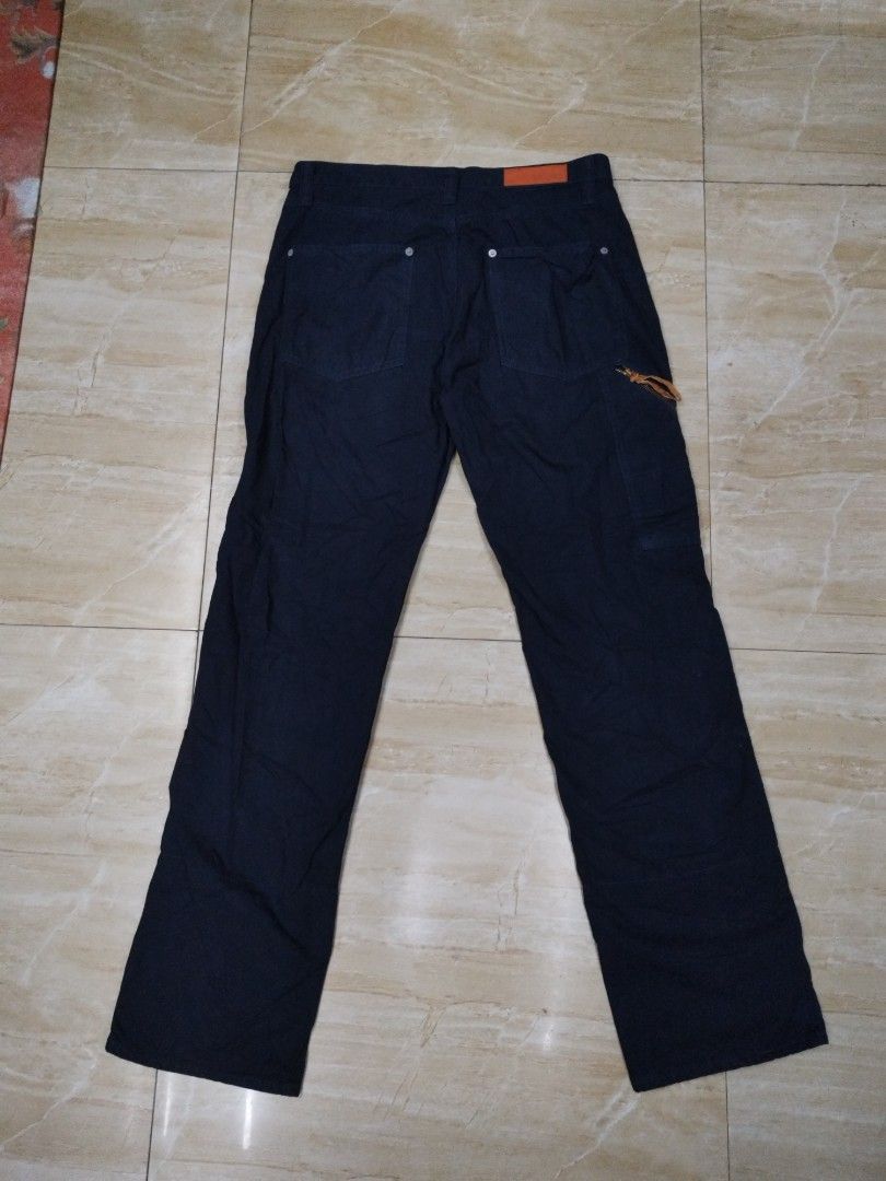 JOURNAL STANDARD AMEKAJI WORK BAKER PANTS JAPAN (Category: Trousers) located in Davao. Submitted by side.hustle11 (Listing ID 1389609351, Image 3). Description: JOURNAL STANDARD WORK BAKER PANTS ( MADE IN JAPAN ) NAVY BLUE WAISTLINE 32 LENGTH 41 HEMP 8 EXCELLENT CONDITION SOLID NETO BOSS NO ISSUE PO Color may slightly vary due to lighting..