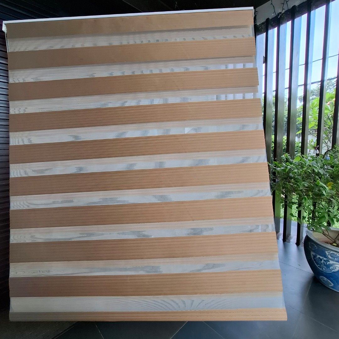 Korean Blinds (Category: Curtains & Blinds) located in Quezon City. Submitted by goldenmomma (Listing ID 1389506936, Image 3). Description: Height 88 inches Length 75 inches 3 pcs/php500 each *** ONLY 1 pc available now.