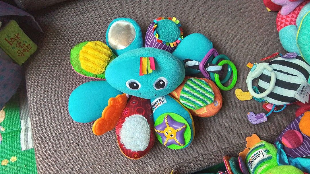 Lamaze Octivity Crib/Stroller toy for 6mos up (Category: Infant Playtime) located in Solano. Submitted by babytoys.oshoppe (Listing ID 1389635863, Image 2). Description: All items are branded and original. We don't sell Class A or IMITATION. Imported TOYS po ito from US & CANADA BOX po ito. LOC:Solano, Nueva Vizcaya Cagayan Valley Province.. shipping time anywhere Luzon is 2 days.. 3days kpag delay.. 5-7days naman to Vizayas & Mindanao. Demo via 