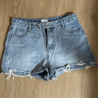 (Category: ) located in . Submitted by summer_gem (Listing ID 1389618821, Image 1). Description: .