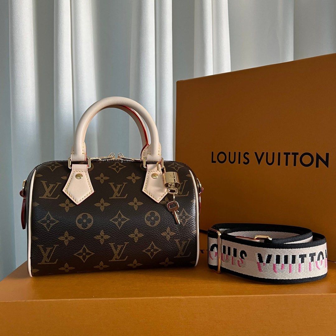 Lv monogram 20 cm (Category: Luxury Bags & Wallets) located in Manila. Submitted by beaumontandco (Listing ID 1389491031, Image 1). Description: Lv full set Monogram 25 cm.