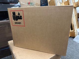 （分類：）位於 。 由 cw.trading 提交（商品編號 1389651787，圖片 1）。簡介： 。