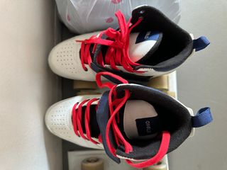 (Category: ) located in . Submitted by marcusteo92 (Listing ID 1389570259, Image 1). Description: .