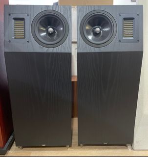 (Category: ) located in . Submitted by absolute_sound_preowned (Listing ID 1389567354, Image 1). Description: .