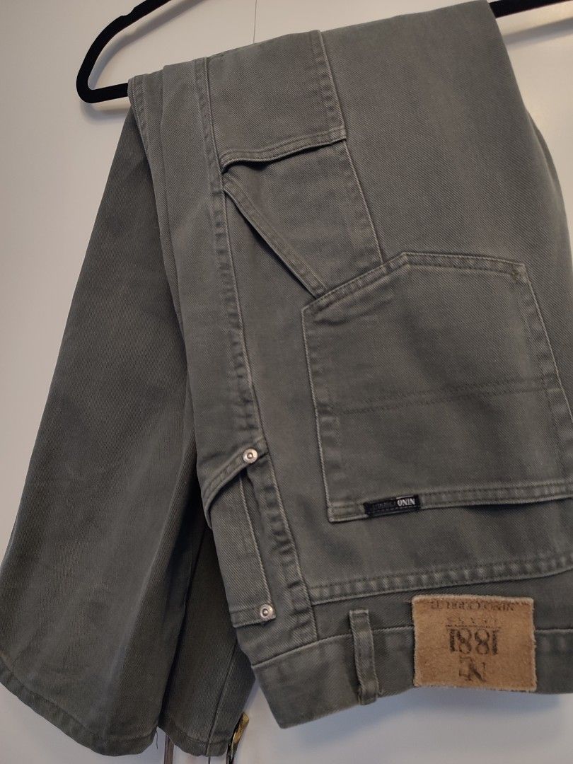 Nino Cerruti Carpenter Pants (Category: Jeans) located in Dasmarinas. Submitted by sbtt_ (Listing ID 1389640610, Image 3). Description: W-30 L-33 Shipping fee shouldered by buyer.