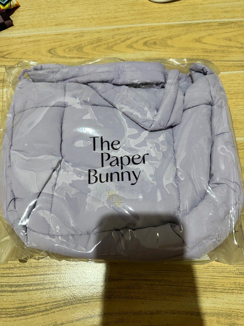 Paper Bunny Puffer Swing Bag (Category: Cross-body Bags) located in Manila. Submitted by juaningsss (Listing ID 1389590309, Image 2). Description: Like new Used once.