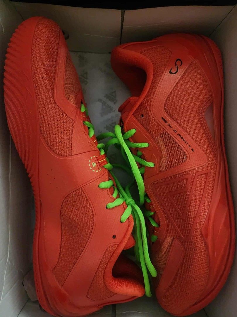 Peak Supreme Taichi (Category: Sneakers) located in Quezon City. Submitted by hatsilog (Listing ID 1389642866, Image 1). Description: Peak Supreme Taichi Basketball shoes Size 10.5 Brand new P4,995.