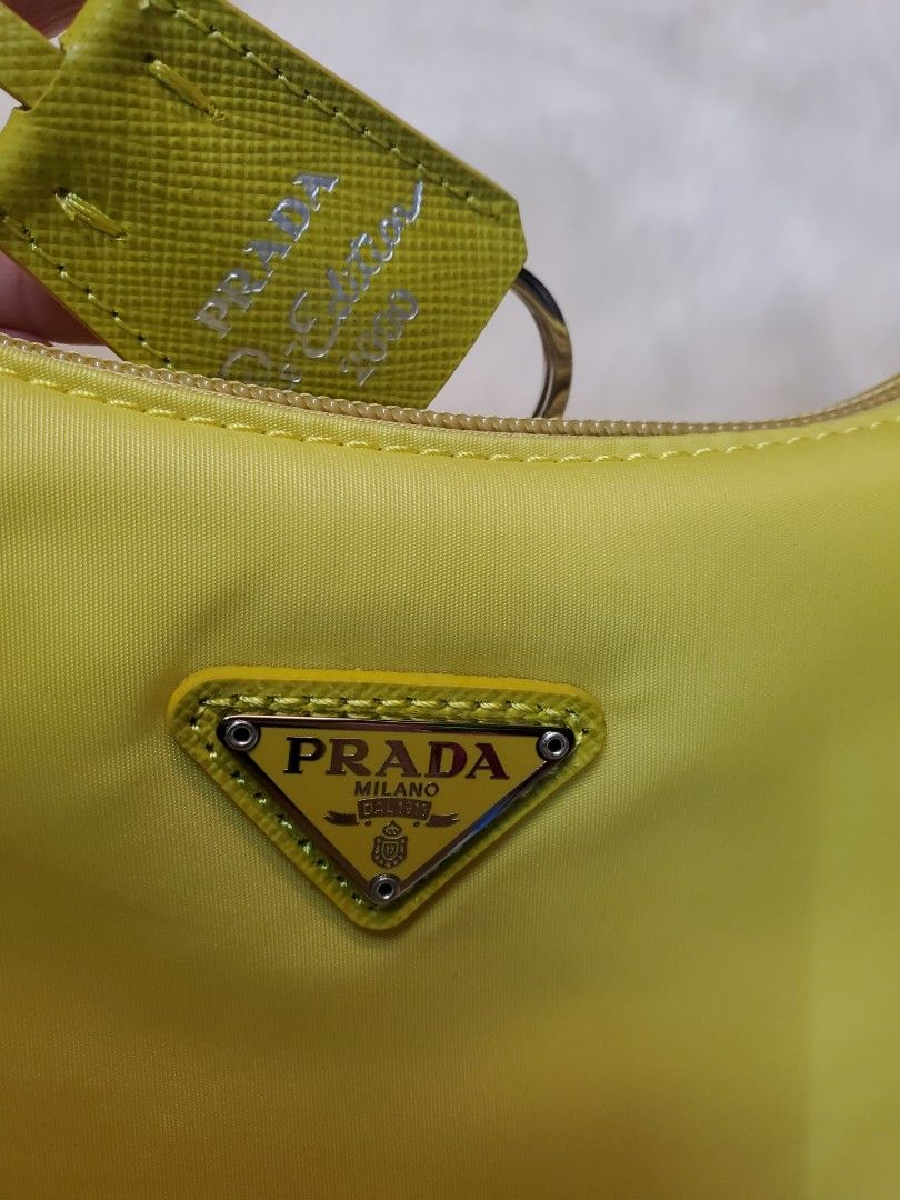 Prada kilikili bag (Category: Luxury Bags & Wallets) located in Manila. Submitted by mavel0817 (Listing ID 1389551357, Image 2). Description: Prada kilikili bag Nylon coded /made lampo zip.