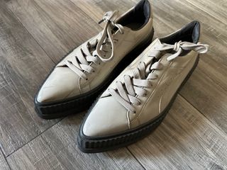 （分類：）位於 。 由 qblee 提交（商品編號 1389522001，圖片 1）。簡介： 。