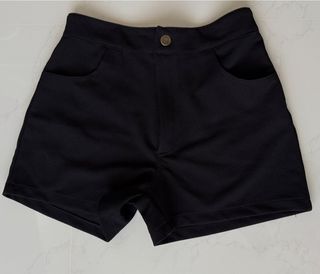 (Category: ) located in . Submitted by kyy_a (Listing ID 1389591567, Image 1). Description: .