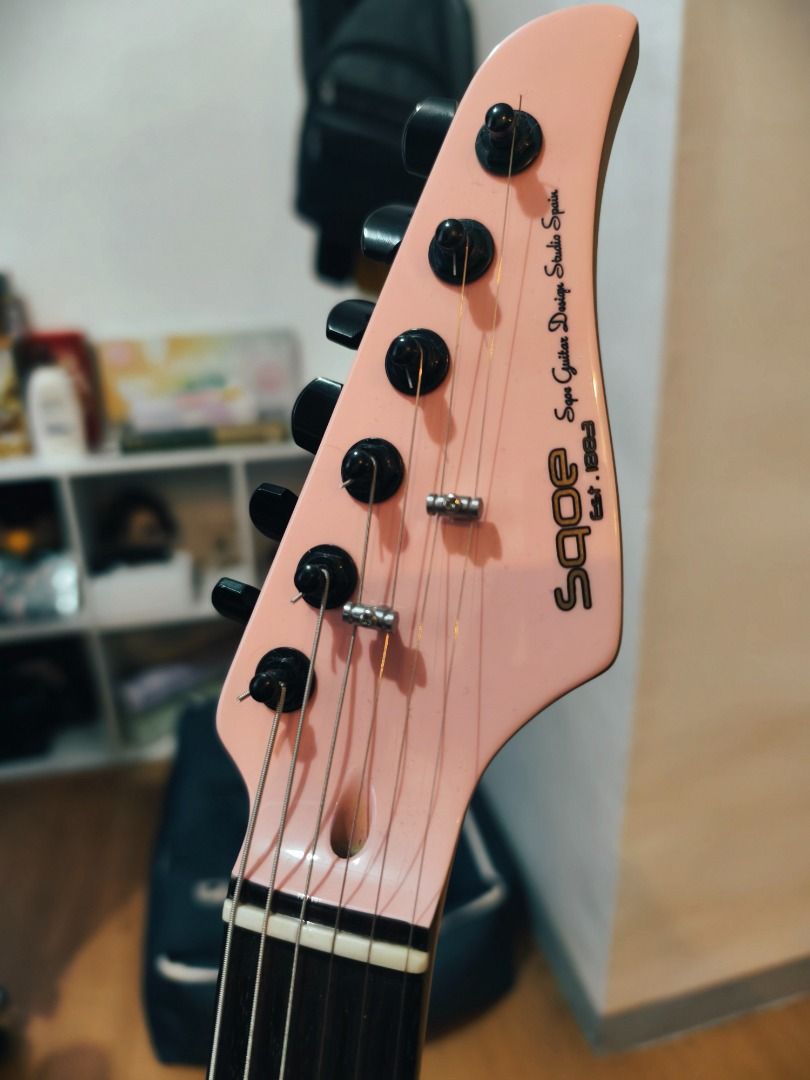 SQOE SEIB500 with Seymour Duncan Invader Set (Category: Musical Instruments) located in Calamba. Submitted by kusabibi (Listing ID 1389552091, Image 3). Description: OR SALE ONLY. Location: Dasma (Idesia or SM Dasma) Can ship via lalamove. - Modern C Canadian Roasted Maple Neck with painted headstock - Indian Rosewood Fretboard with abalone inlay and 24 high anti corrosion fretwire and 16 radius - SQOE 2 Point Tremolo System (pero wala na sakin y