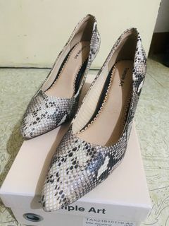 （分類：）位於 。 由 imacrazyshopper 提交（商品編號 1389620474，圖片 1）。簡介： 。