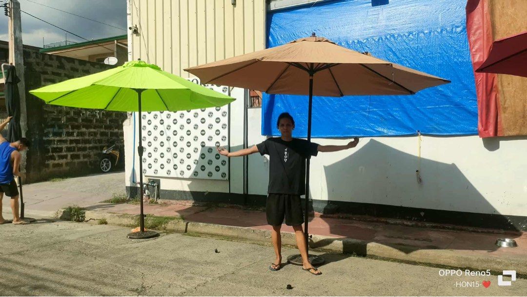 vb Patio umbrella (Category: Umbrellas) located in Manila. Submitted by dolorchris69891 (Listing ID 1389585087, Image 1). Description: PATIO UMBRELLA (new) 2150 🎨khaki 🎨green 🎨red.
