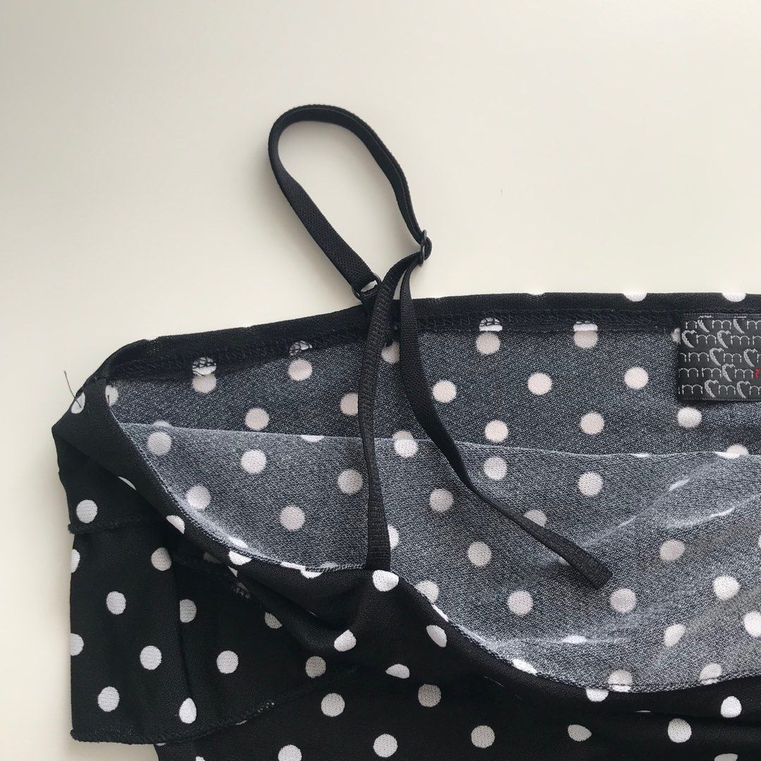 vintage polka dot ruffle sleeveless top (Category: Sleeveless) located in Marikina City. Submitted by naglr (Listing ID 1389550967, Image 3). Description: ✱ says L on tag but best fits S-M ✱ bought from an ig thrift shop but never worn ✱ has a minor flaw on strap but is still wearable ✱ no when worn photo for this item .