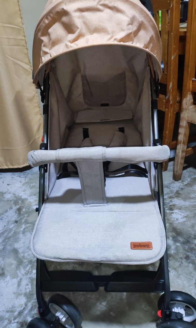 Yoboo Stroller (Category: Strollers) located in Caloocan City. Submitted by my_little_angels (Listing ID 1389534591, Image 3). Description: Rarely used , and sa mall lang. Ayaw na ni baby gamitin. Still working really well, and lightweight so it's very convenient to use. Guaranteed no hidden issues - Wheels and handle are still intact as seen in the picture. No rust at all! Lalamove or grab, etc. (to be shouldered by buyer).