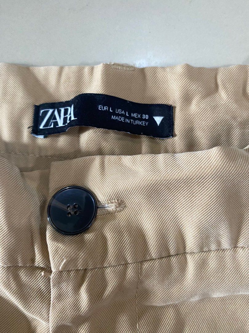 Zara wide leg trouser (Category: Other Bottoms) located in Malay. Submitted by spacetrips (Listing ID 1389487560, Image 3). Description: Next day delivery add ₱60 sf.