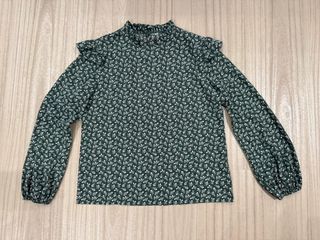 由 walkincloset2.0 (刊登 ID 1384595478，圖片 1) 提交，位於 的 (類別：)，說明：。