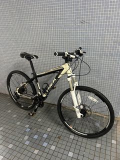（分類：）位於 。 由 takfai638 提交（商品編號 1384585105，圖片 1）。簡介： 。