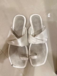 由 opern (刊登 ID 1384621452，圖片 1) 提交，位於 的 (類別：)，說明：。
