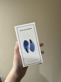 由 yuiio_shopp (刊登 ID 1384446918，圖片 1) 提交，位於 的 (類別：)，說明：。