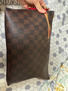 由 ruru0986 (刊登 ID 1384493631，圖片 1) 提交，位於 的 (類別：)，說明：。