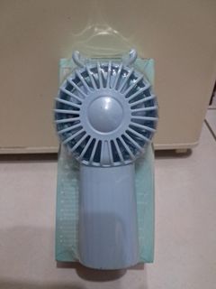 由 gg0987102998958 (刊登 ID 1384587277，圖片 1) 提交，位於 的 (類別：)，說明：。