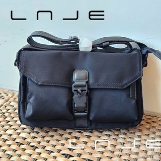 由 ex16816888 (刊登 ID 1384633856，圖片 1) 提交，位於 的 (類別：)，說明：。