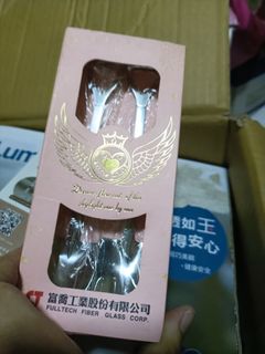由 q200203122 (刊登 ID 1384628273，圖片 1) 提交，位於 的 (類別：)，說明：。