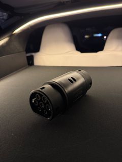 （分類：）位於 。 由 teslarental 提交（商品編號 1384558672，圖片 1）。簡介： 。
