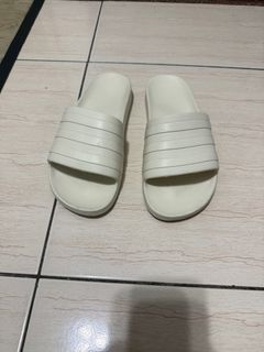 由 a0628 (刊登 ID 1384504270，圖片 1) 提交，位於 的 (類別：)，說明：。