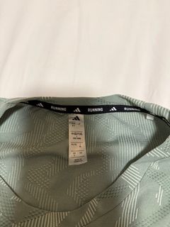 (Category: ) located in . Submitted by _hj (Listing ID 1384543658, Image 1). Description: .