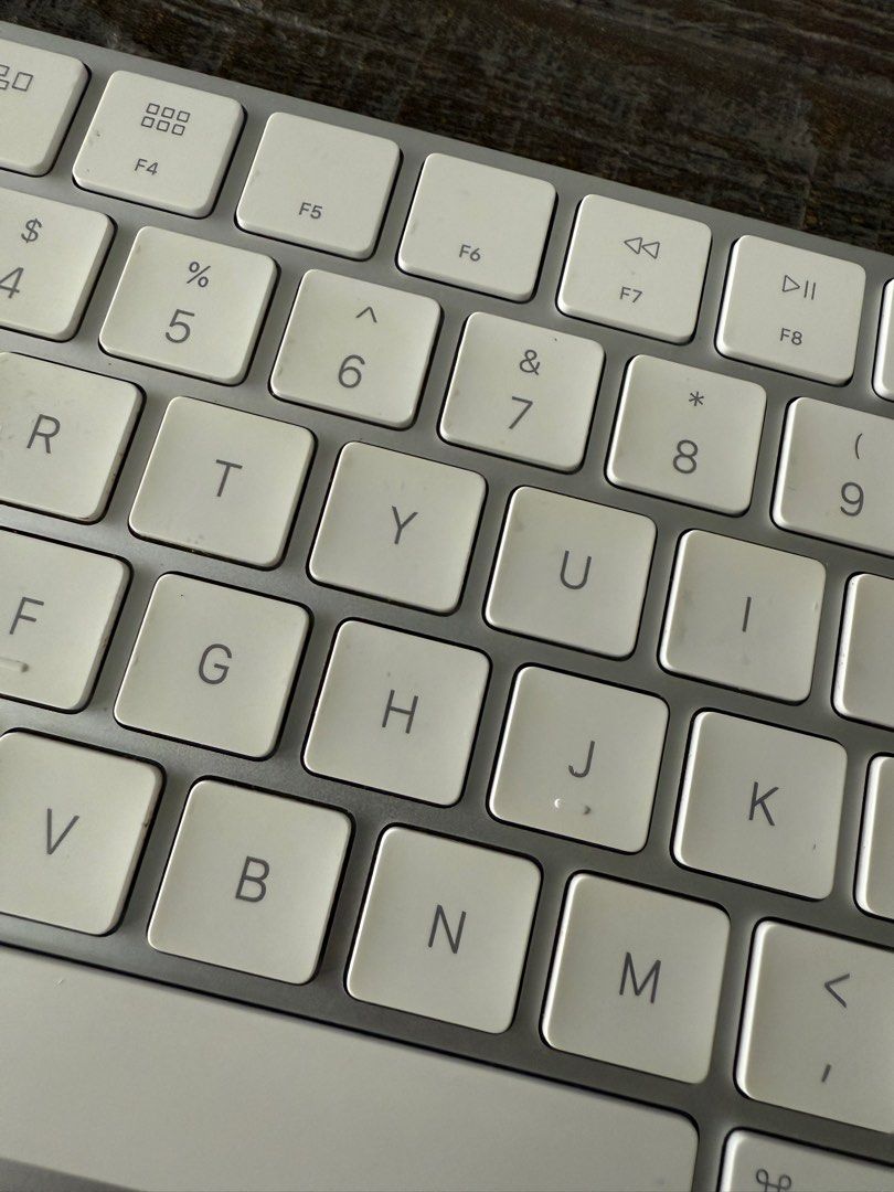 Apple Magic Keyboard, Computers & Tech, Parts & Accessories, Computer ...