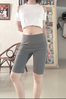 (Category: ) located in . Submitted by zen_03 (Listing ID 1384603274, Image 1). Description: .