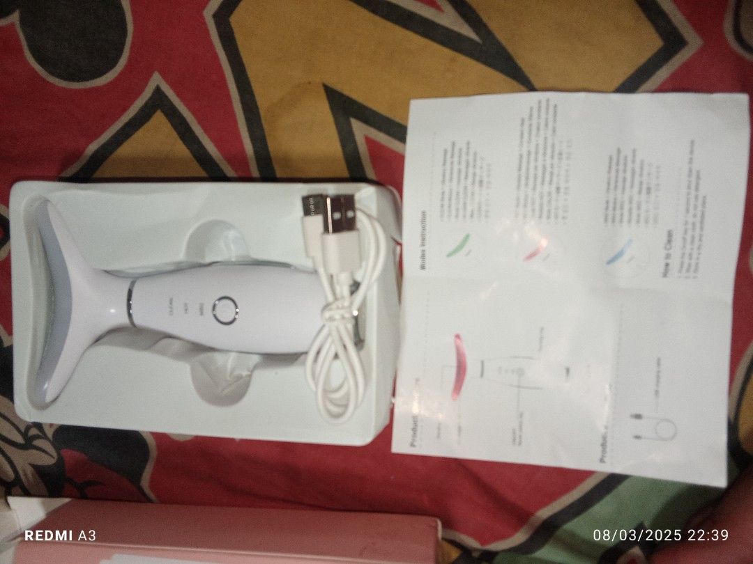 Beauty neck instrument (Category: Face Care) located in Las Pinas. Submitted by mommys_koleksyon011 (Listing ID 1384595830, Image 3). Description: multi beauty effect neck and face massager/lifting Padala lng po sya galing Texas bnew po.