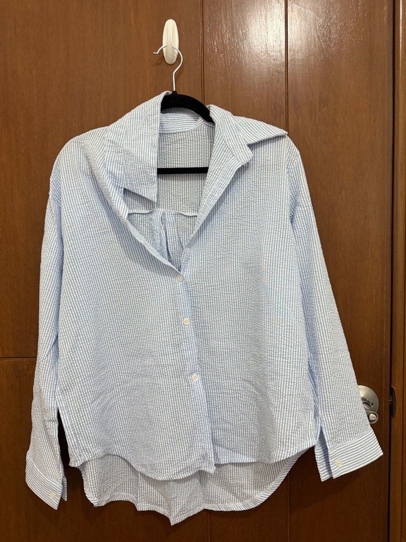 Blue Longsleeves with Inner (Category: Longsleeves) located in Pasay City. Submitted by nh.declutter (Listing ID 1384577710, Image 2). Description: PLEASE READ: - Posted price is LAST PRICE. Lowballers will not be entertained. - No when worn pictures. - Item color may vary slightly due to lighting. - All items LISTED WITH BRANDS are GUARANTEED AUTHENTIC and bought by the seller either from the website of the said brand or from the mall. PRODUCT D