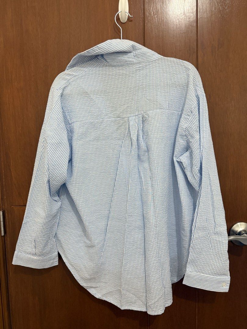 Blue Longsleeves with Inner (Category: Longsleeves) located in Pasay City. Submitted by nh.declutter (Listing ID 1384577710, Image 3). Description: PLEASE READ: - Posted price is LAST PRICE. Lowballers will not be entertained. - No when worn pictures. - Item color may vary slightly due to lighting. - All items LISTED WITH BRANDS are GUARANTEED AUTHENTIC and bought by the seller either from the website of the said brand or from the mall. PRODUCT D