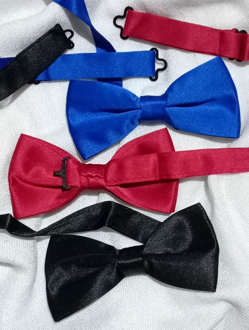 Bow Tie for Adults (Category: Ties) located in Quezon City. Submitted by meowskara (Listing ID 1384594312, Image 1). Description: Pick up: Quezon City, thru Lalamove or Grab to be booked by buyers. ₱170 each. NO JOY RESERVERS. Legit and asap buyers only. PM for details and for faster transaction. Thank you.😊🍀.