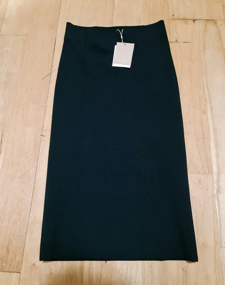 Brand New Oroton Knit Midi Pencil Skirt(New with Tags) (Category: Women's Clothes) located in Sydney. Submitted by desirably (Listing ID 1384587337, Image 2). Description: Brand New Oroton Milano Knit Midi Pencil Skirt(Size XS, Colour North Sea) for $135. Brand New with Tags. Such amazing quality with thick, stretchy fabric. A classic staple basic going perfectly with blouses/blazers for work or everyday! Pick up from Marrickville. Pls feel free 
