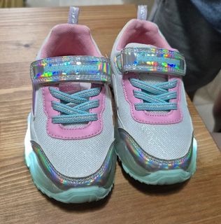 (Category: ) located in . Submitted by pinkbean645 (Listing ID 1384482801, Image 1). Description: .