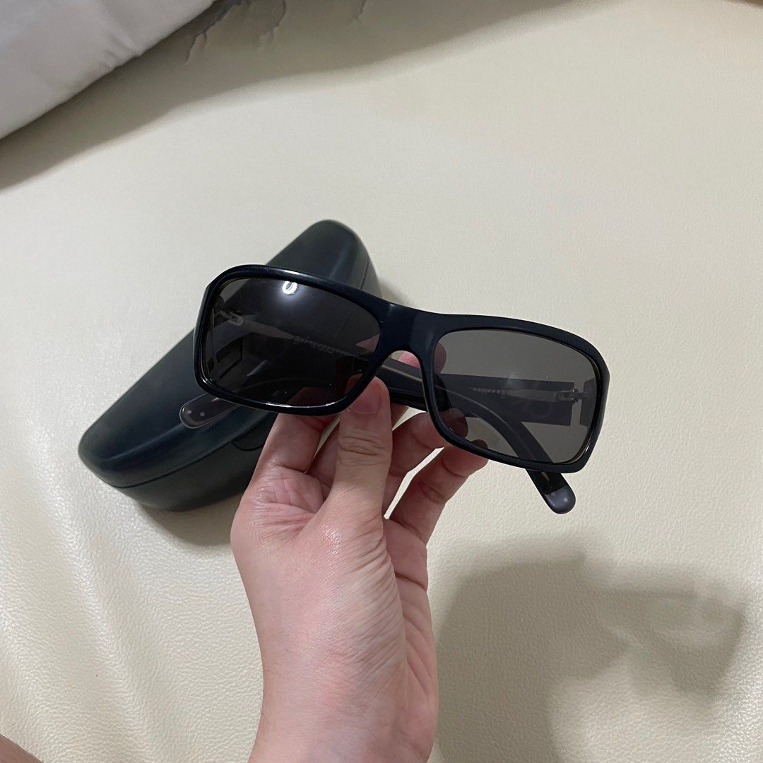 Calvin Klein sunnies (Category: Sunglasses & Eyewear) located in Marikina City. Submitted by pial21 (Listing ID 1384534795, Image 2). Description: Calvin Klein sunglasses / shades With case .