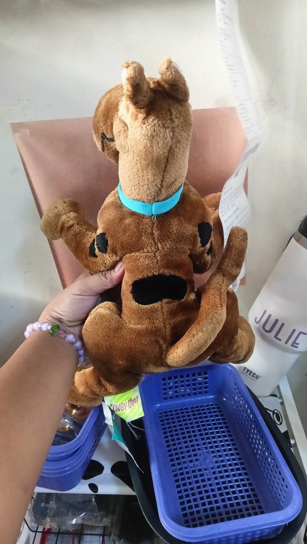 Cartoon Network Vintage 13” Scooby-Doo Stuffed Plusj (Category: Plushies & Soft Toys) located in Manila. Submitted by annetrends_1998 (Listing ID 1384530206, Image 3). Description: mine now pay now j&t / flash no rush to ship visit my main FB account Julie Anne Rivera ( wearing blue cap).