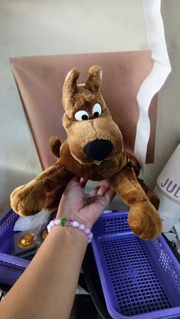 Cartoon Network Vintage 13” Scooby-Doo Stuffed Plusj (Category: Plushies & Soft Toys) located in Manila. Submitted by annetrends_1998 (Listing ID 1384530206, Image 1). Description: mine now pay now j&t / flash no rush to ship visit my main FB account Julie Anne Rivera ( wearing blue cap).