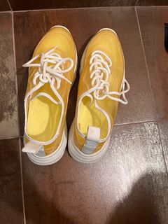 (Category: ) located in . Submitted by reddotgreentomato (Listing ID 1384579631, Image 1). Description: .