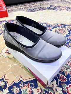 (Category: ) located in . Submitted by nadiahdibs (Listing ID 1384581054, Image 1). Description: .