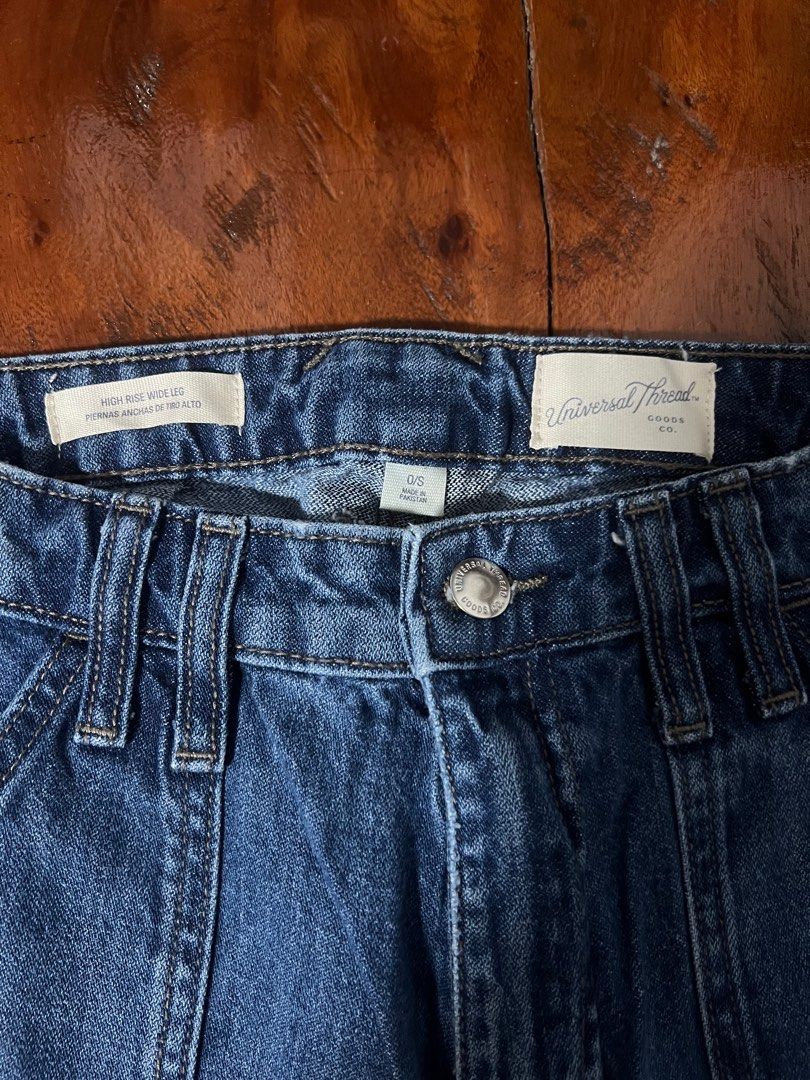 Denim High Rise Wide Leg Jeans (Category: Jeans) located in Tarlac. Submitted by luvanth (Listing ID 1384565446, Image 2). Description: ╰➤ size 25 ╰➤ mop: gcash & bdo ╰➤ mod: j&t or lbc.