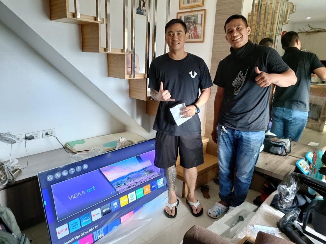 Devant and hisense (Category: TV) located in Manila. Submitted by ash.brielle (Listing ID 1384627293, Image 1). Description: Bodega sale devant hisense tcl ace smart tv ! Sizes 32 inches up to 75 COD same day delivery 💯 legit Door to Door delivery For orders and inquiries direct message me.
