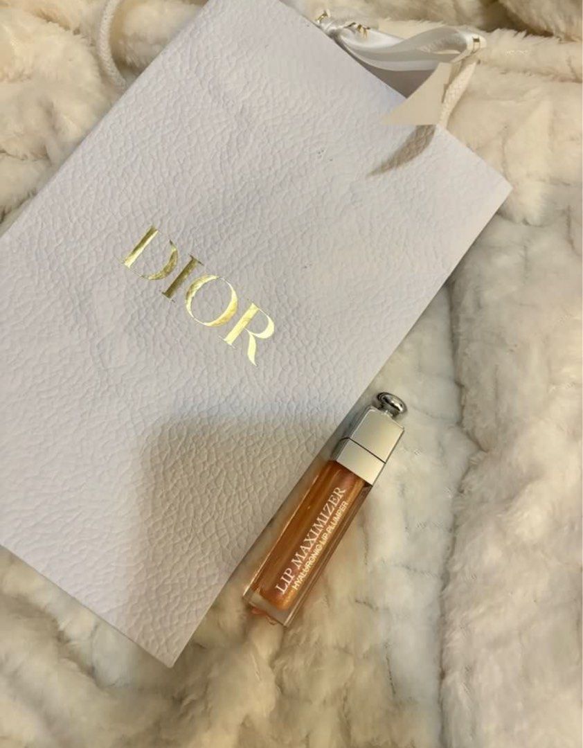 Dior Lip Maximizer Lip Plumper (Category: Makeup) located in Taguig. Submitted by hisandhers16 (Listing ID 1384632695, Image 3). Description: Authentic. Good as new. Dior Lip Maximizer Used twice only. See pics. Retails around 2k. Im back from a long hiatus. Selling again unused and authentic items. Had a lot of hauls from travel and impulse buy, help a girl declutter 🩷 Please read 🩷 - authentic only - steal finds - NO lowballer - I’ll give out