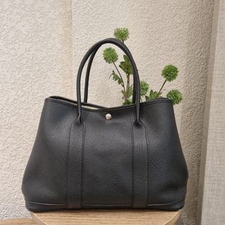 (Kategori: ) berada di . Dikirim oleh kiano_shoes (ID iklan 1384486826, Gambar 1). Deskripsi: .