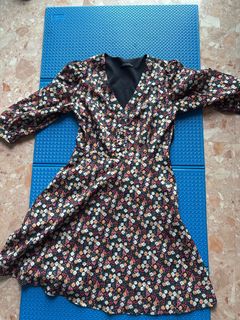 (Category: ) located in . Submitted by clairemlw (Listing ID 1384449803, Image 1). Description: .
