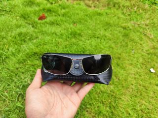 (Kategori: ) berada di . Dikirim oleh futra_eyewear (ID iklan 1384590346, Gambar 1). Deskripsi: .